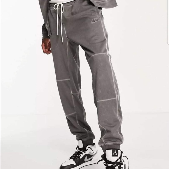 XL Nike Revival washed cuffed sweatpants - Picture 2 of 11